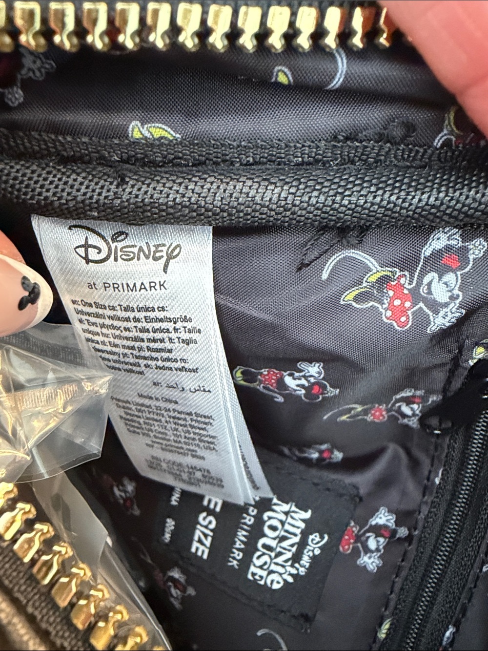NWT! Disney Minnie Mouse Black Backpack with Red Bow & Polka Dots - Picture 6 of 6